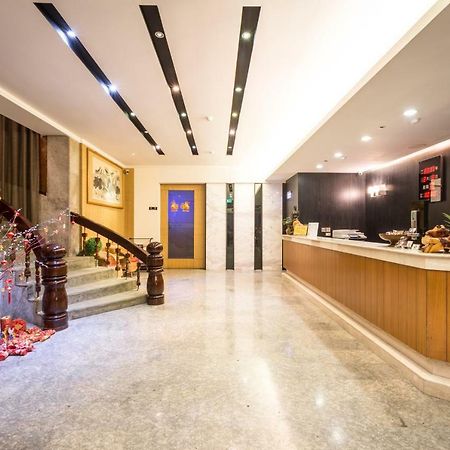 Country Garden Hotel Цзяи Экстерьер фото
