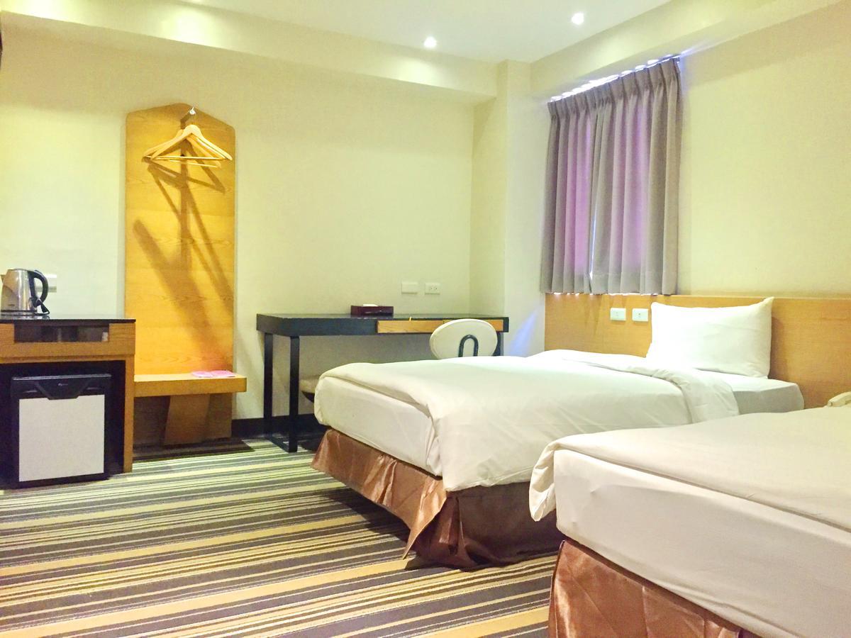 Country Garden Hotel Цзяи Экстерьер фото