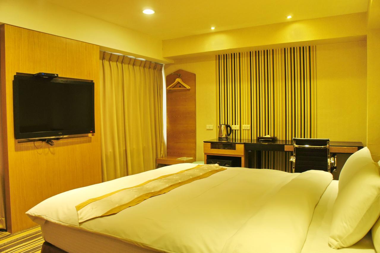 Country Garden Hotel Цзяи Экстерьер фото