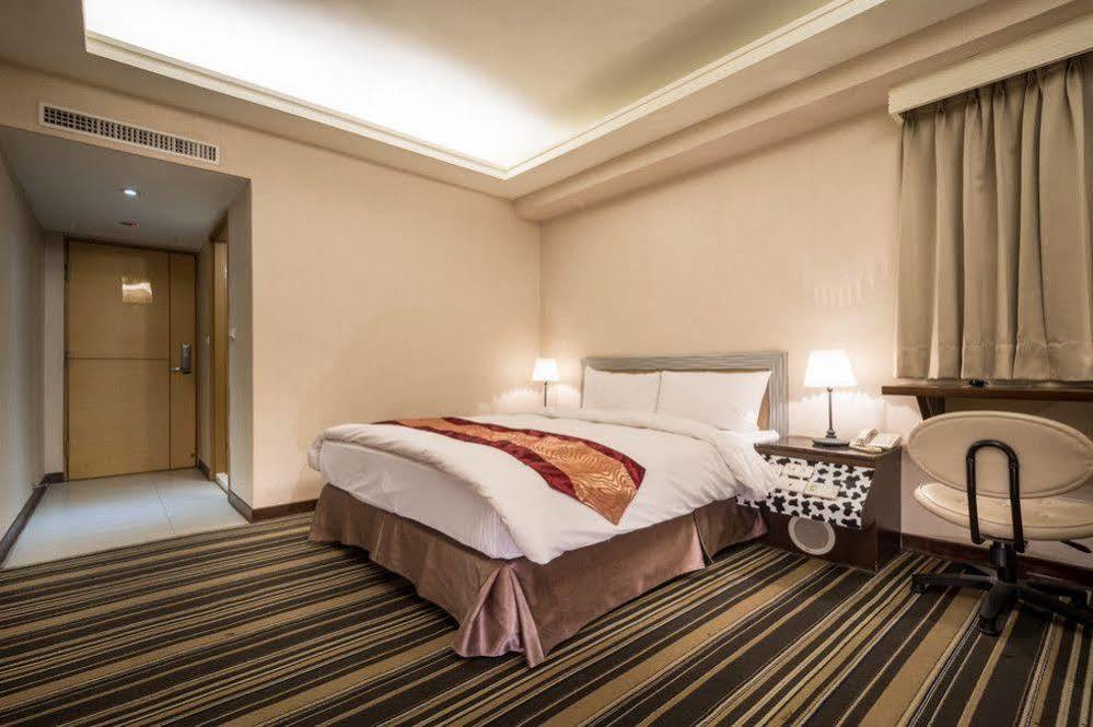 Country Garden Hotel Цзяи Экстерьер фото