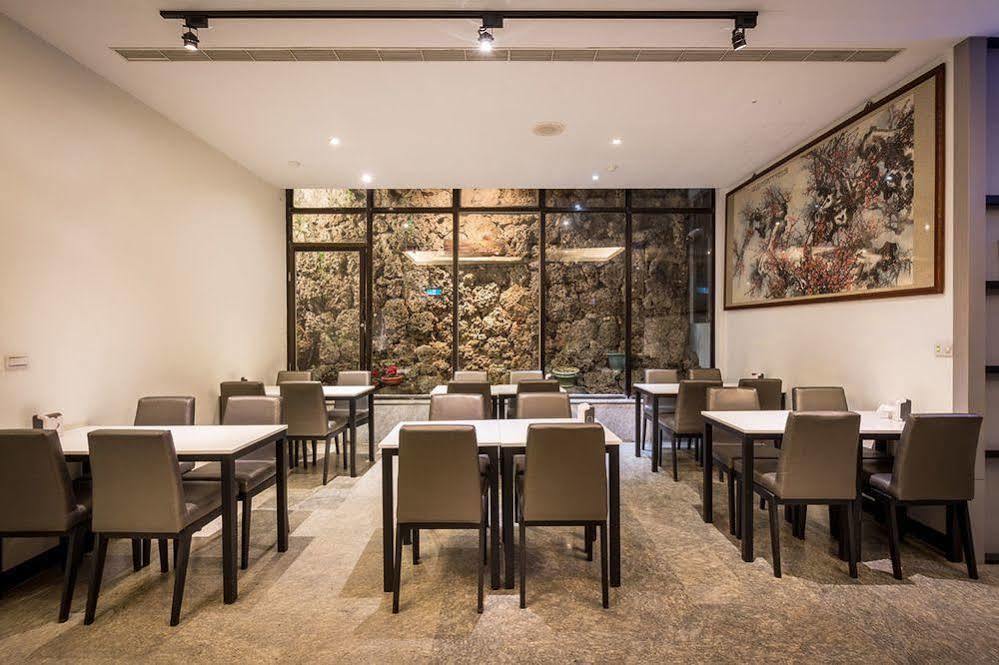 Country Garden Hotel Цзяи Экстерьер фото